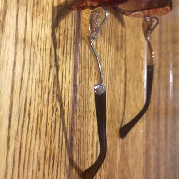 Sunglasses - Picture 3 of 3